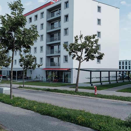 Ibis Bulle - La Gruyere Swiss Bike Hotel מראה חיצוני תמונה