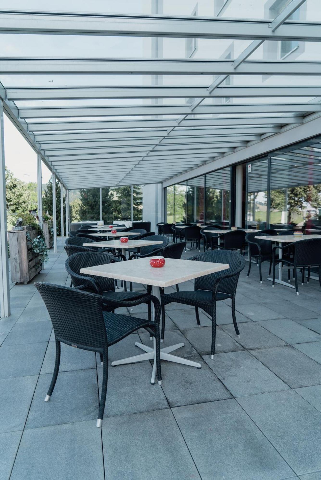 Ibis Bulle - La Gruyere Swiss Bike Hotel מראה חיצוני תמונה