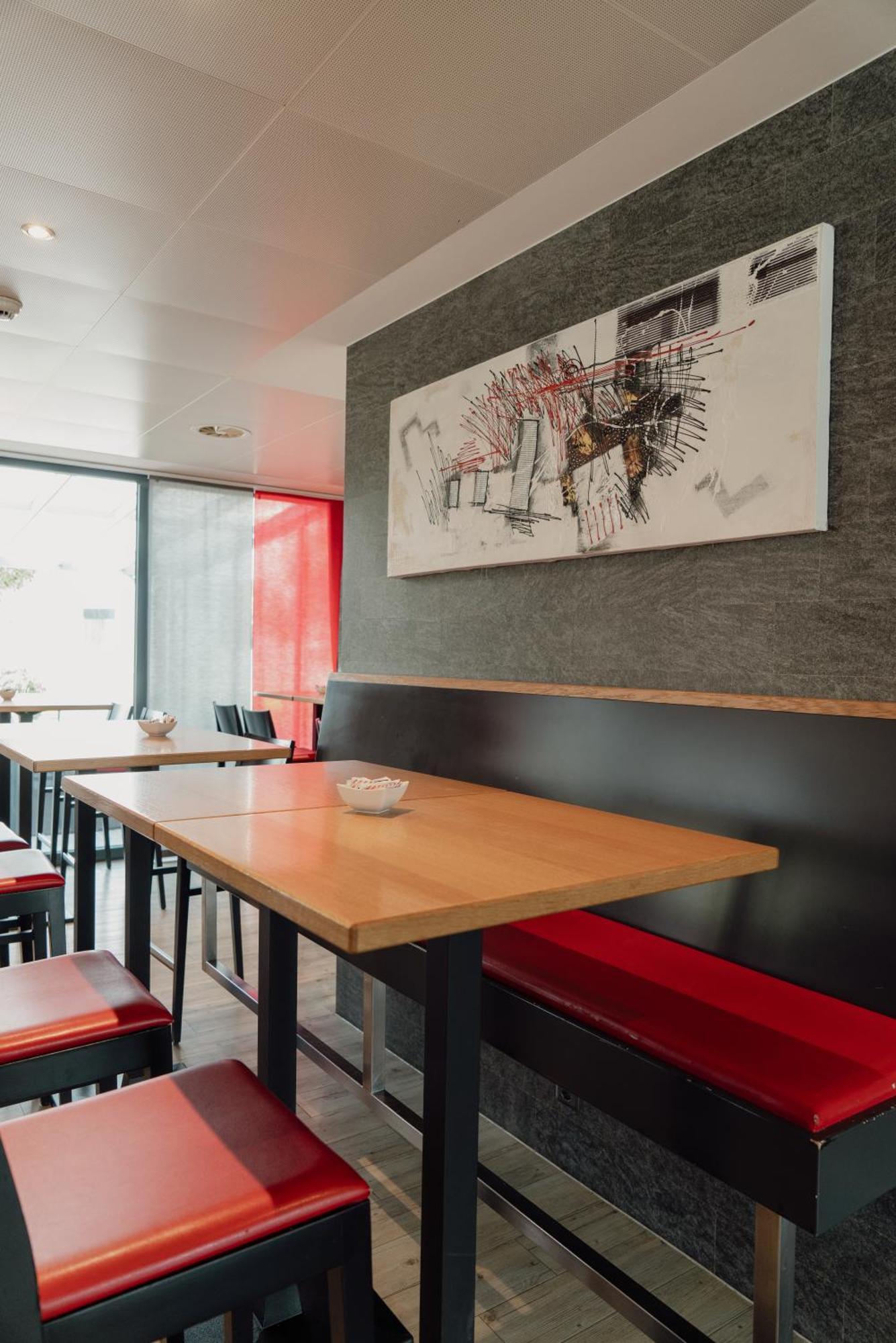 Ibis Bulle - La Gruyere Swiss Bike Hotel מראה חיצוני תמונה