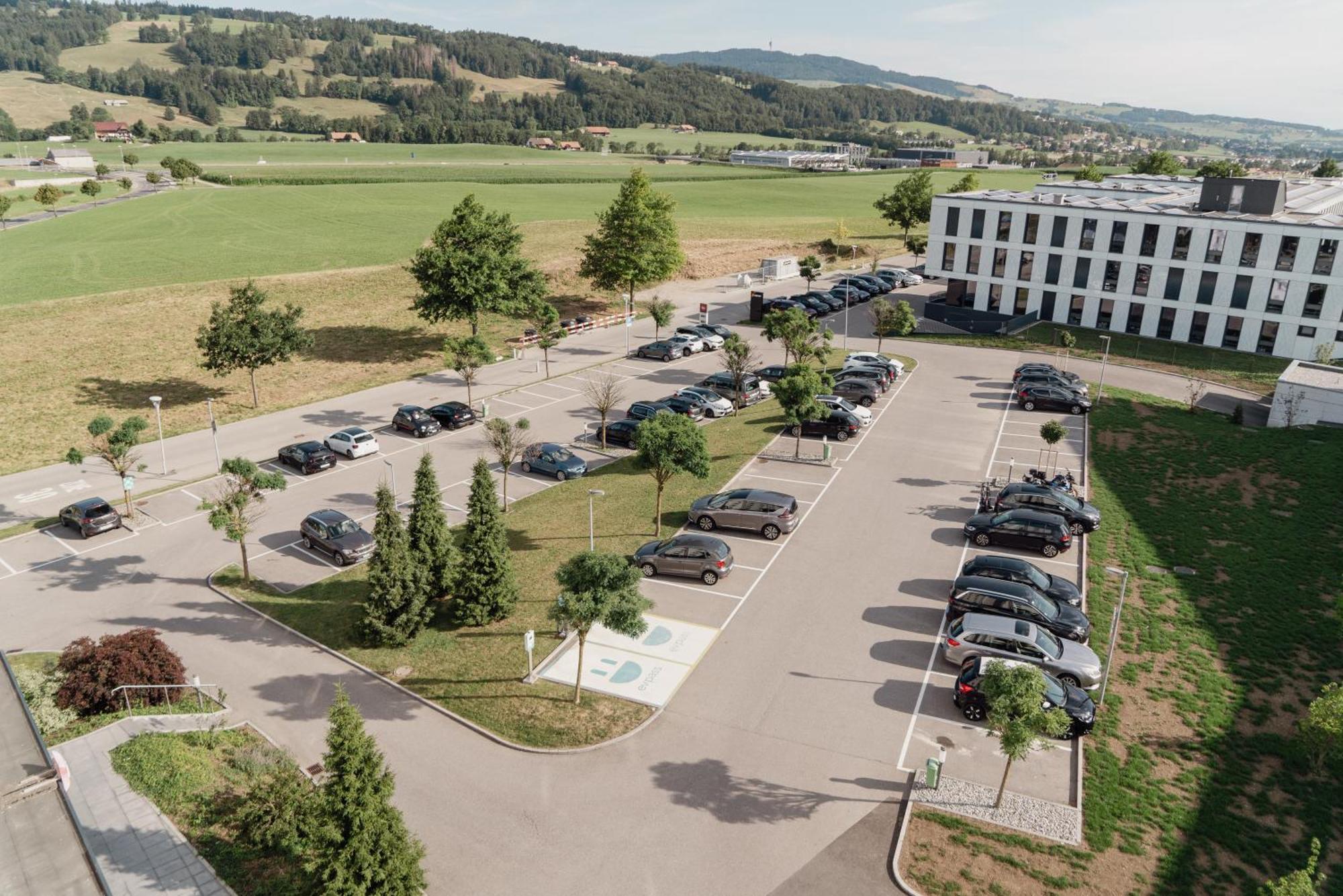 Ibis Bulle - La Gruyere Swiss Bike Hotel מראה חיצוני תמונה