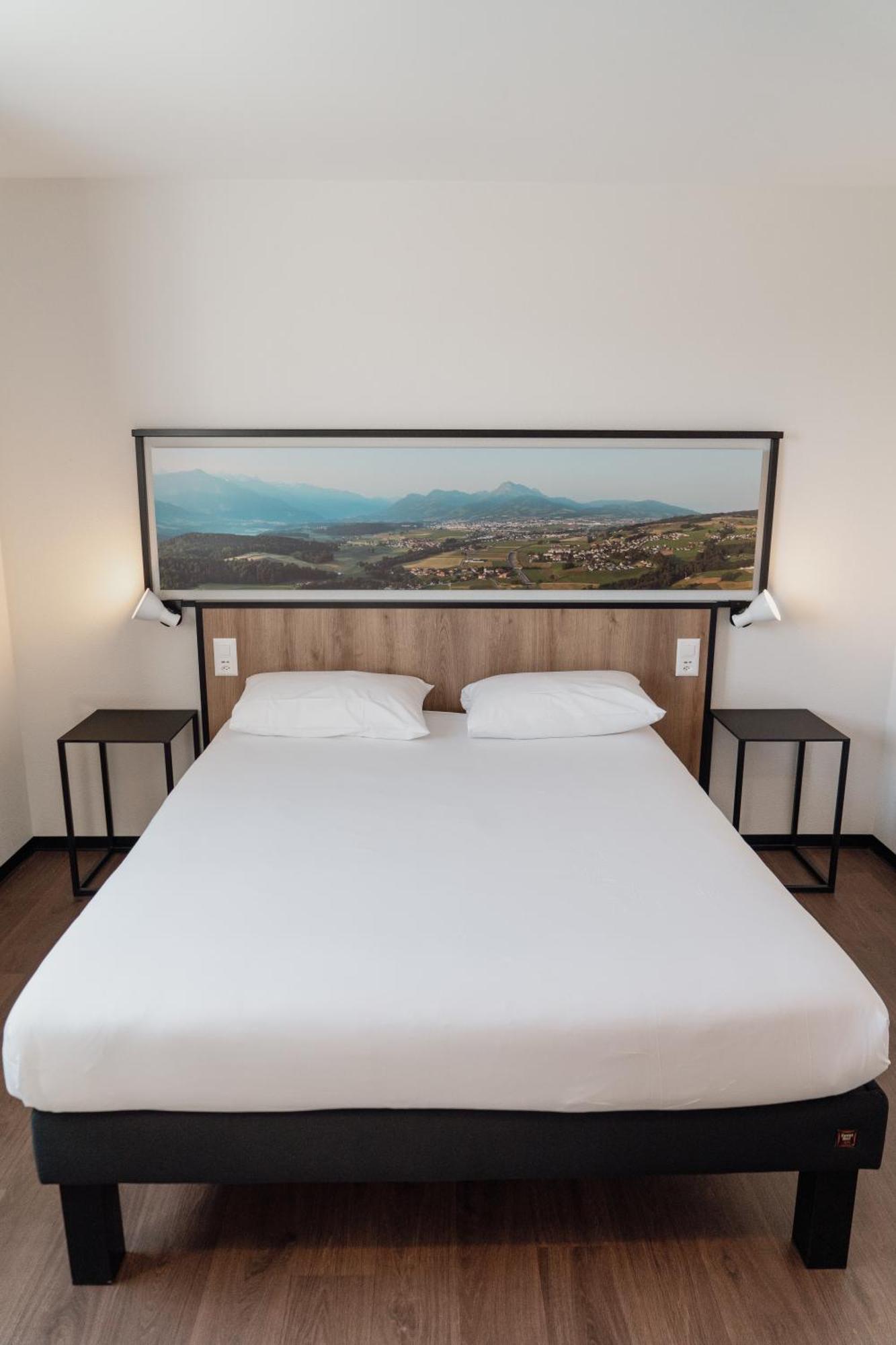 Ibis Bulle - La Gruyere Swiss Bike Hotel מראה חיצוני תמונה