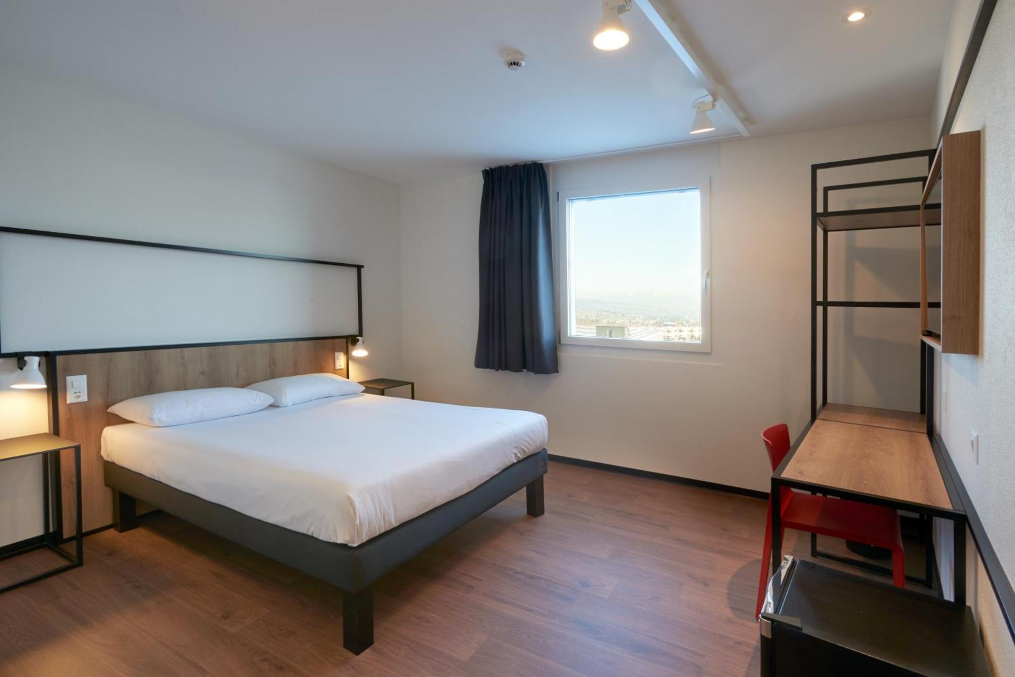 Ibis Bulle - La Gruyere Swiss Bike Hotel מראה חיצוני תמונה